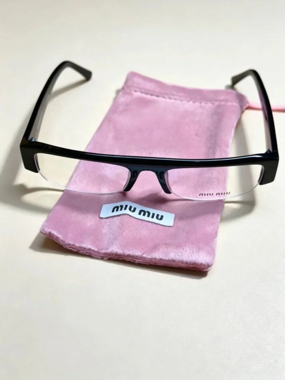 NWOT Miu Miu MU B07S 16K08N Black Sunglasses